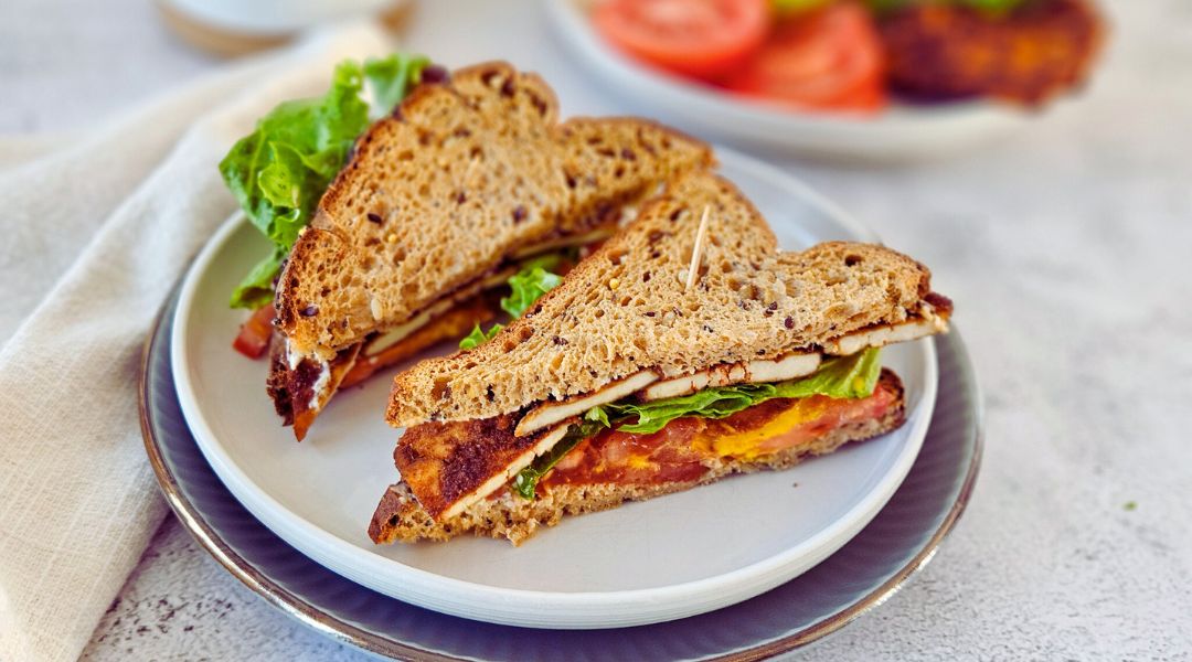 BLT végane avec bacon de tofu