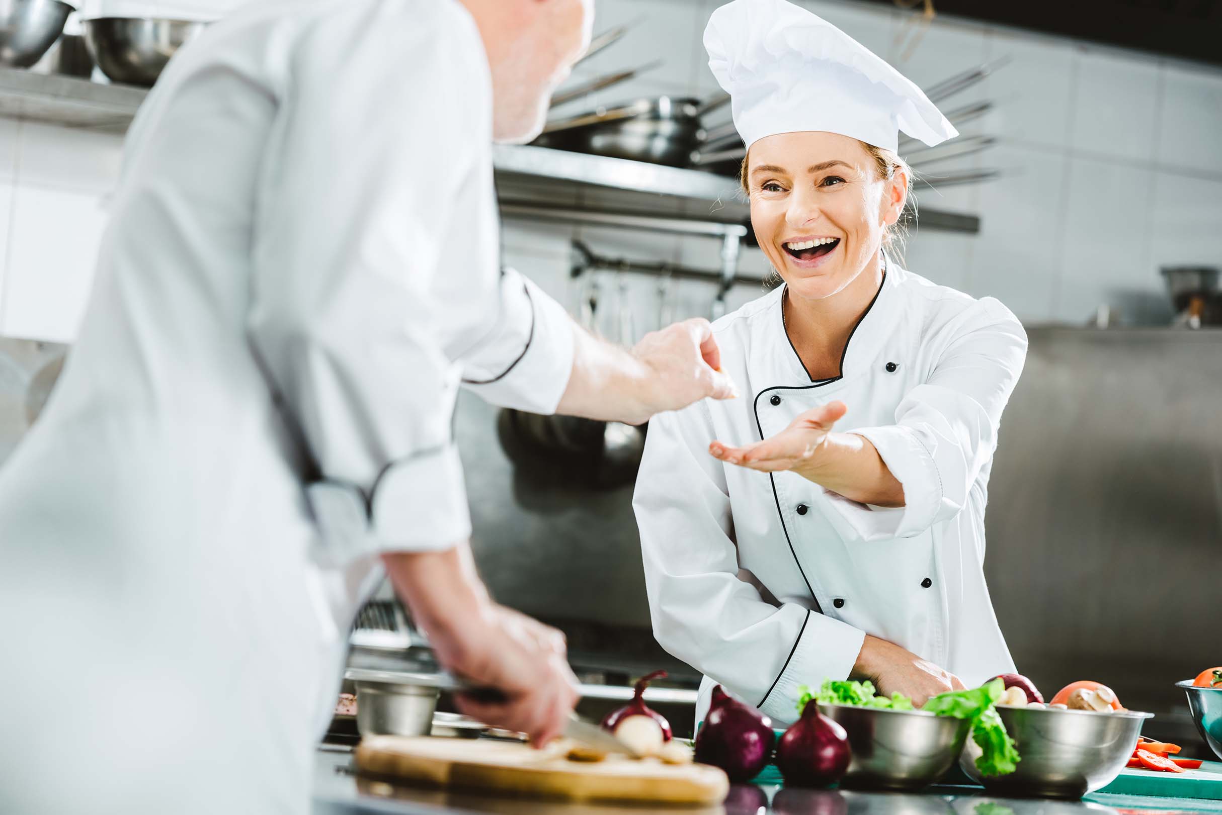 Chef femme souriante - Smiling female chef
