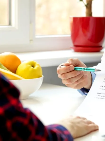 individu en télétravail