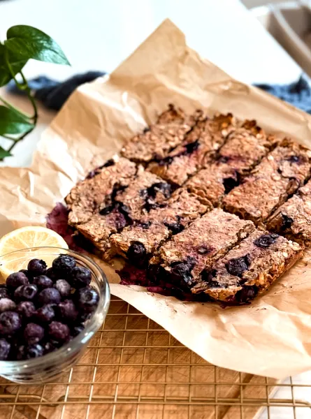 Barres déjeuners protéinées bleuets et citron ÉquipeNutrition Blueberry Lemon Protein Breakfast Bars TeamNutrition