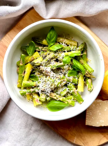 Salade asperges et parmesan ÉquipeNutrition - TeamNutrition Asparagus and Parmesan Salad
